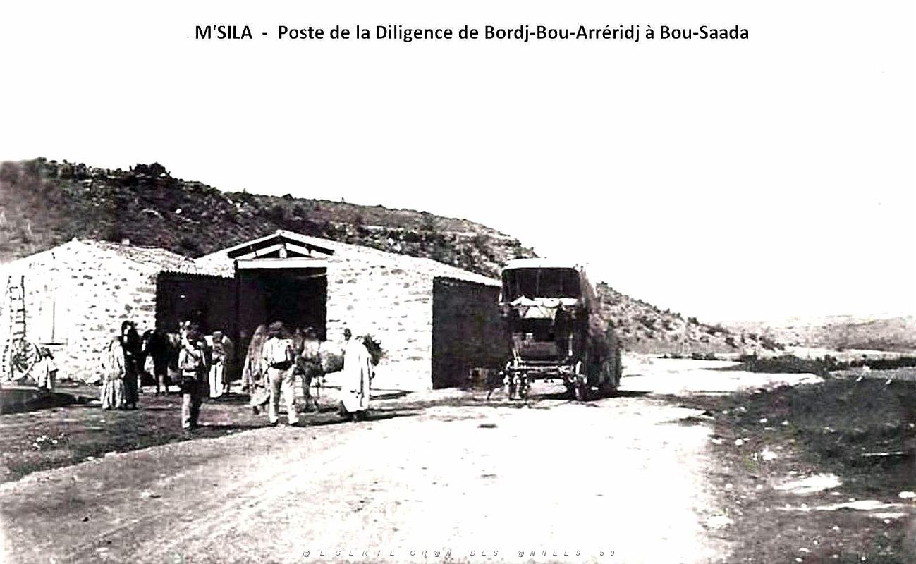 M'Sila - Poste de la Diligence de Bou-Arreridj a Bou-Saada.jpg